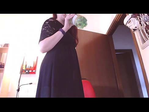 ❤️ Une esclave soumise qui aime les culottes sales et pulpeuses est forcée de se masturber après avoir regardé cette vidéo ! ❤❌ Super sexe at us